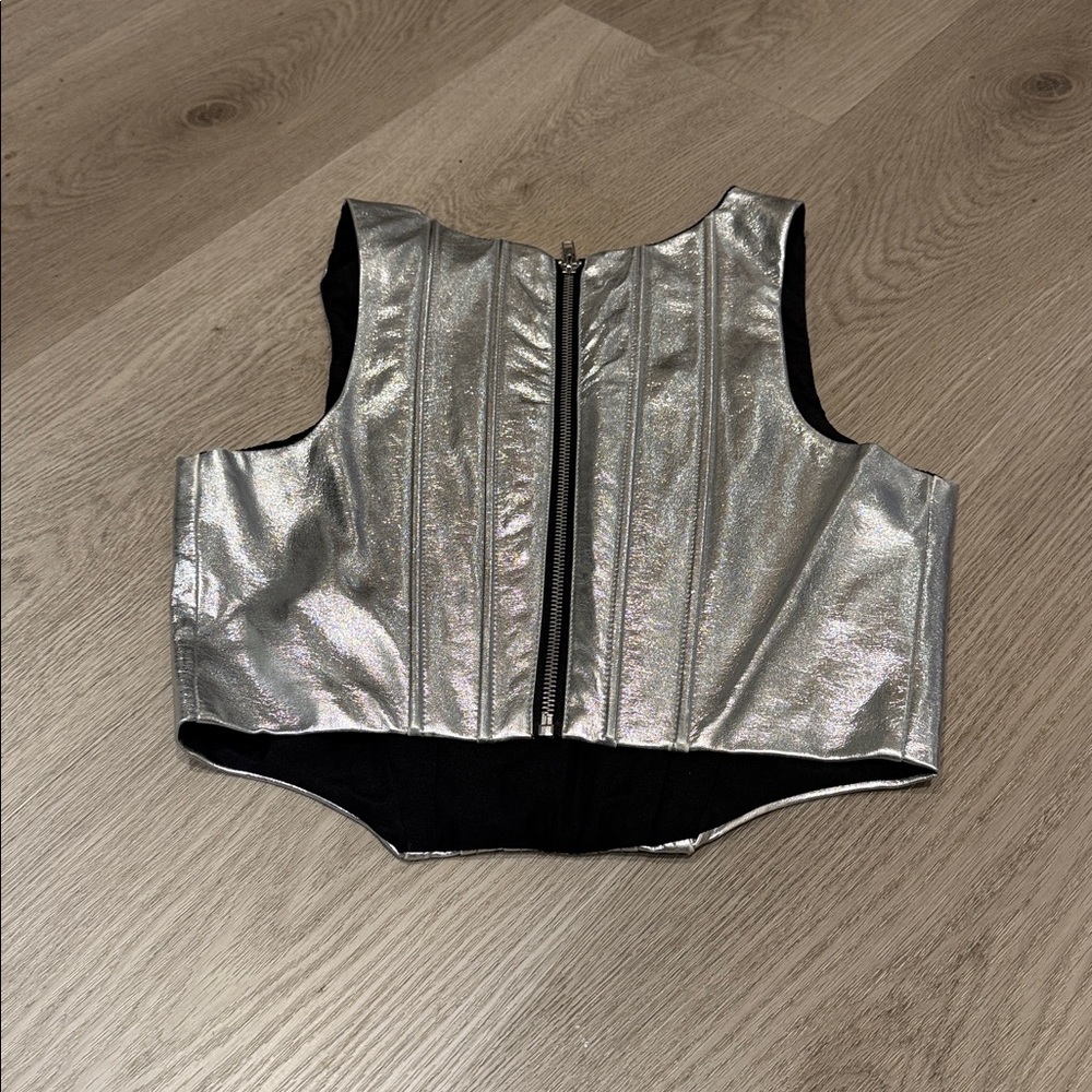 NWT Steve Madden Kimmie Metallic Top - Picture 8 of 8